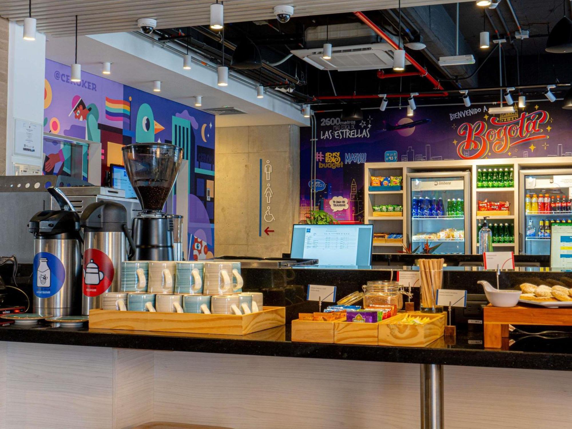 Ibis Budget Bogota Marly Екстериор снимка